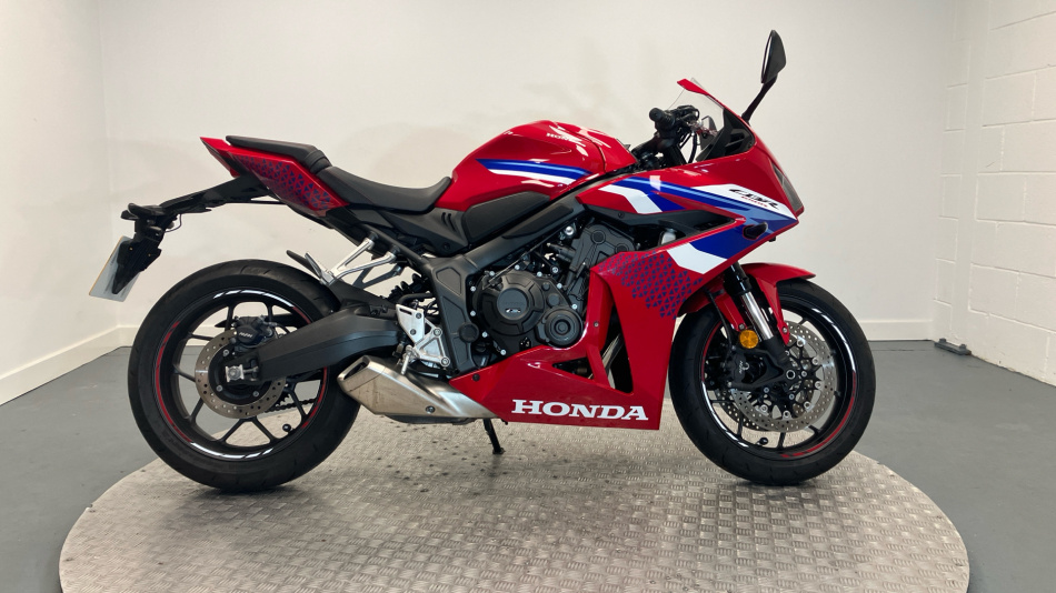 Honda CBR650R E-Clutch (24MY)